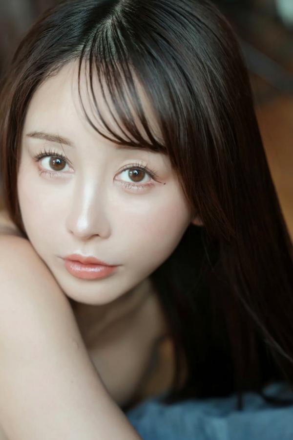 いくみ 呑田郁美  いくみ(Ikumi) – 精致白色透视内衣写真，纯欲诱惑室内家居风，尽显曼妙身材曲线第29张图片