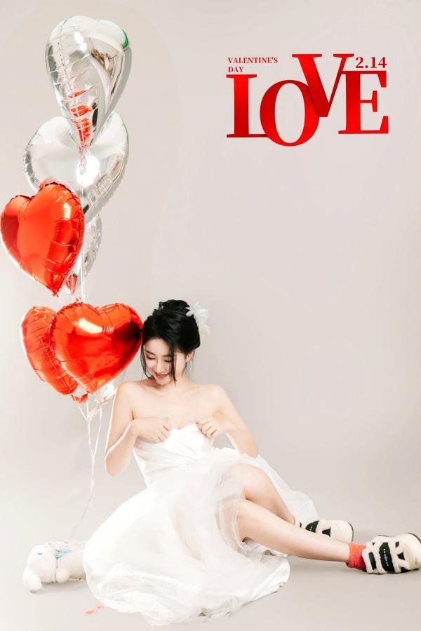 年年Nnian 年年  年年Nnian-LOVE-情人节特别篇：纯白婚纱私房照，心形气球浪漫诱惑与清纯甜美的碰撞第45张图片