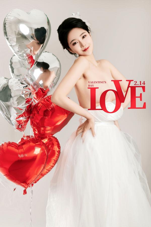 年年Nnian 年年  年年Nnian-LOVE-情人节特别篇：纯白婚纱私房照，心形气球浪漫诱惑与清纯甜美的碰撞第53张图片