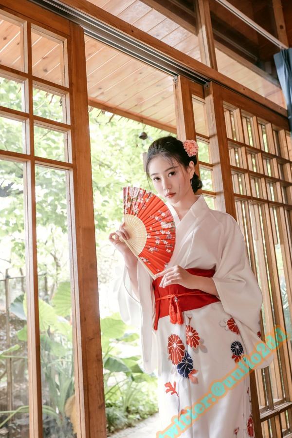 年年Nnian 年年  年年-以爱之名：唯美日式和风，束缚艺术与极致私房诱惑，静谧木屋下的魅惑瞬间第1张图片