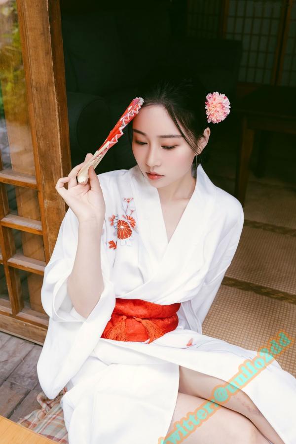 年年Nnian 年年  年年-以爱之名：唯美日式和风，束缚艺术与极致私房诱惑，静谧木屋下的魅惑瞬间第8张图片
