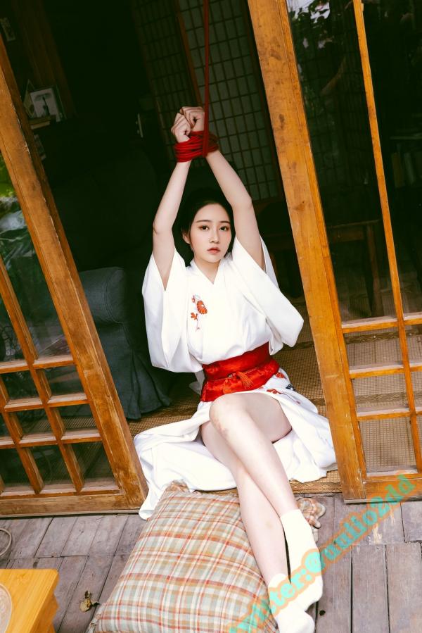 年年Nnian 年年  年年-以爱之名：唯美日式和风，束缚艺术与极致私房诱惑，静谧木屋下的魅惑瞬间第14张图片