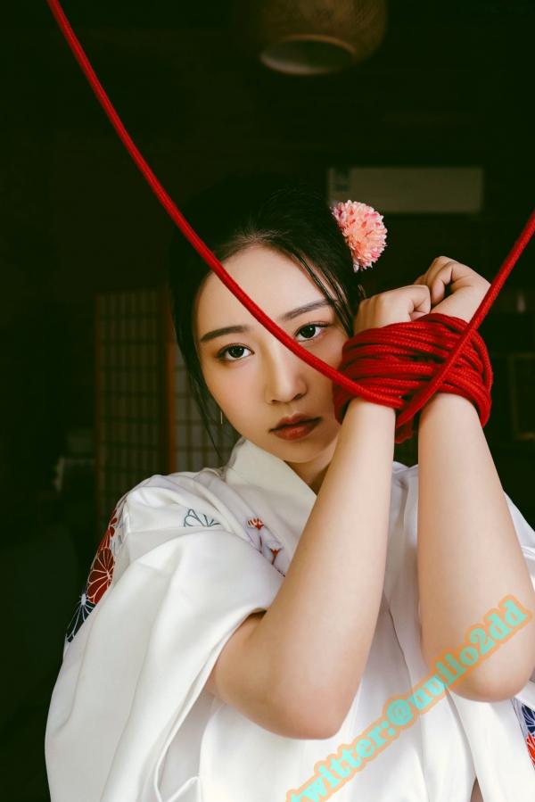 年年Nnian 年年  年年-以爱之名：唯美日式和风，束缚艺术与极致私房诱惑，静谧木屋下的魅惑瞬间第19张图片