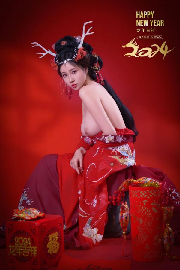 年年Nnian 年年  年年-新年快乐-2024龙年新春大尺度私房照-古风红色性感女神第21张图片