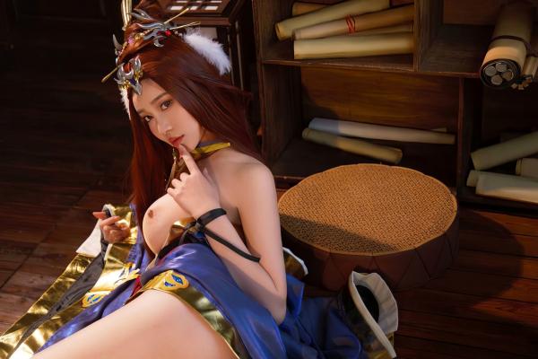 年年Nnian 年年  年年-蔡文姬古风Cosplay私房大尺度写真，古典雅室背景下的极致诱惑展现第51张图片