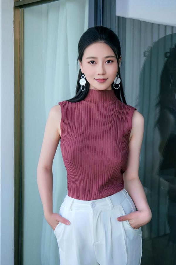 年年Nnian 年年  年年-午后惬意时光，户外阳台气质清新私房诱惑大尺度写真第14张图片