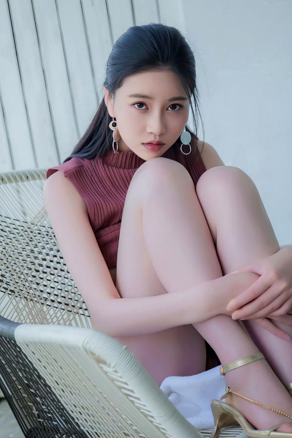 年年Nnian 年年  年年-午后惬意时光，户外阳台气质清新私房诱惑大尺度写真第38张图片