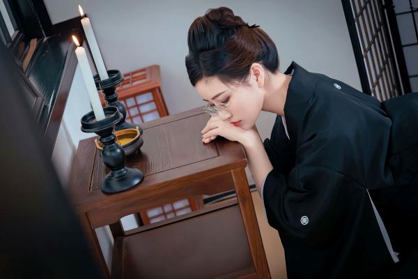 年年Nnian 年年  年年-未亡人角色扮演，极品诱惑私房照，日式典雅与别样性感风，氛围感十足第8张图片