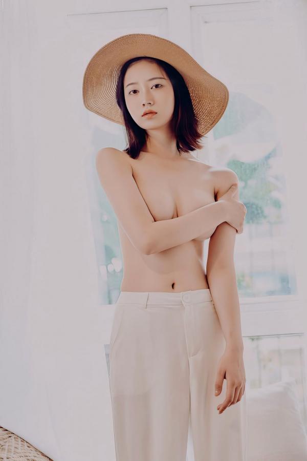 年年Nnian 年年  年年-夏令时-夏日时光-窗边私房清新诱惑写真第15张图片