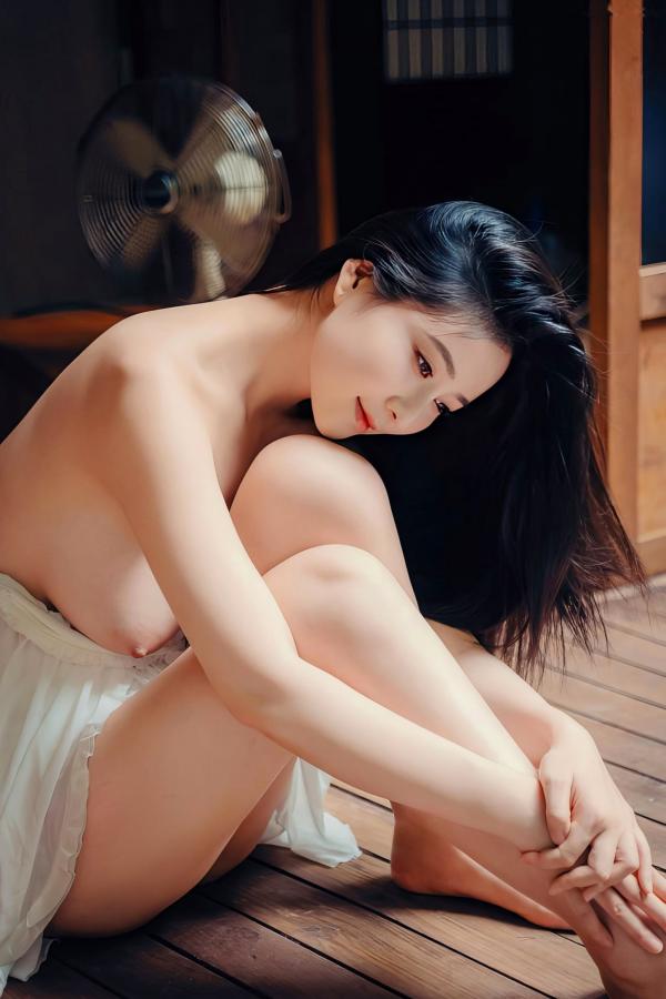年年Nnian 年年  年年-林间小屋私房写真，室内唯美文艺风，白纱透视下的清纯诱惑与治愈系暖光人像第34张图片
