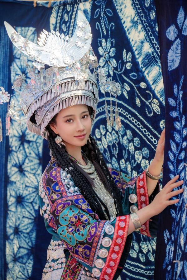 年年Nnian 年年  年年Nnian-苗疆女孩第7张图片