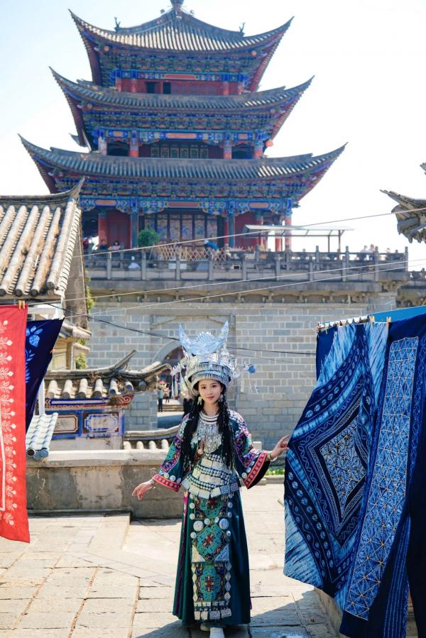 年年Nnian 年年  年年Nnian-苗疆女孩第10张图片