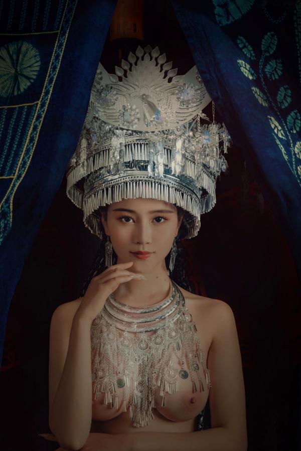 年年Nnian 年年  年年Nnian-苗疆女孩第17张图片