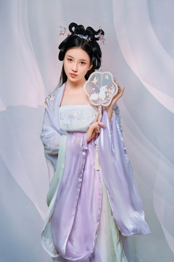年年Nnian 年年  年年Nnian-春日之時：古风汉服温婉美人，唯美艺术私房视觉盛宴第1张图片