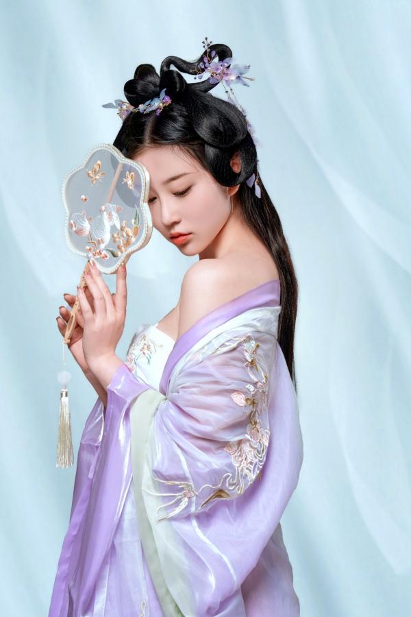 年年Nnian 年年  年年Nnian-春日之時：古风汉服温婉美人，唯美艺术私房视觉盛宴第2张图片