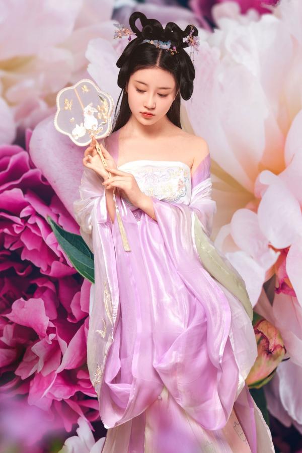 年年Nnian 年年  年年Nnian-春日之時：古风汉服温婉美人，唯美艺术私房视觉盛宴第8张图片