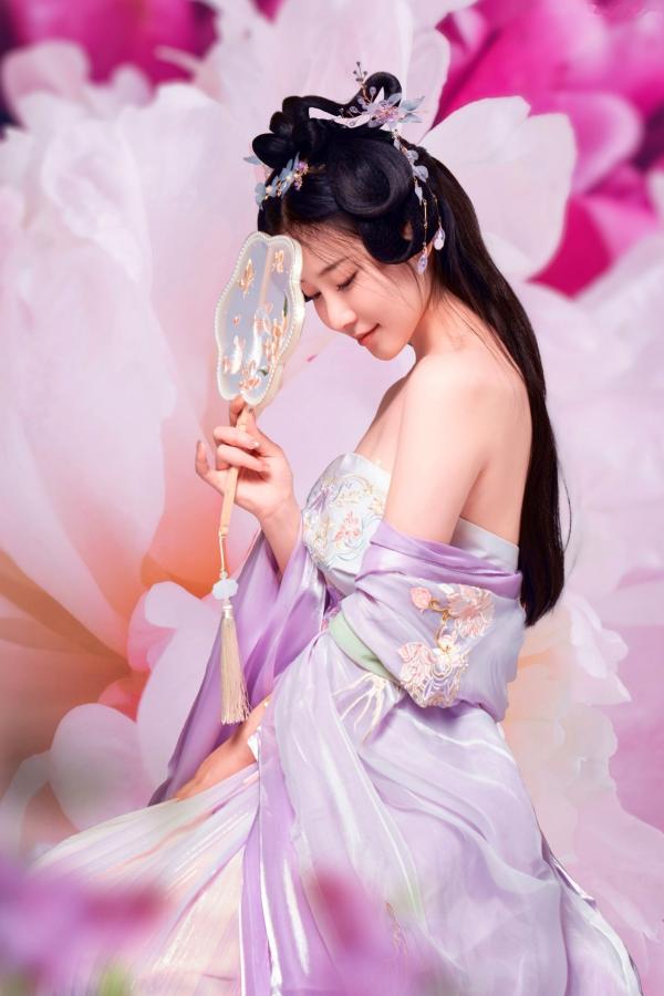 年年Nnian 年年  年年Nnian-春日之時：古风汉服温婉美人，唯美艺术私房视觉盛宴第10张图片