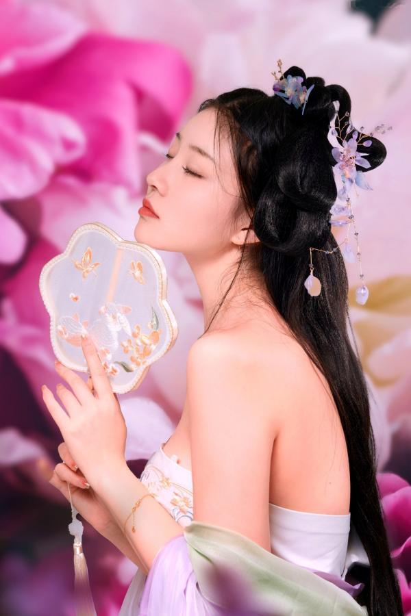 年年Nnian 年年  年年Nnian-春日之時：古风汉服温婉美人，唯美艺术私房视觉盛宴第13张图片