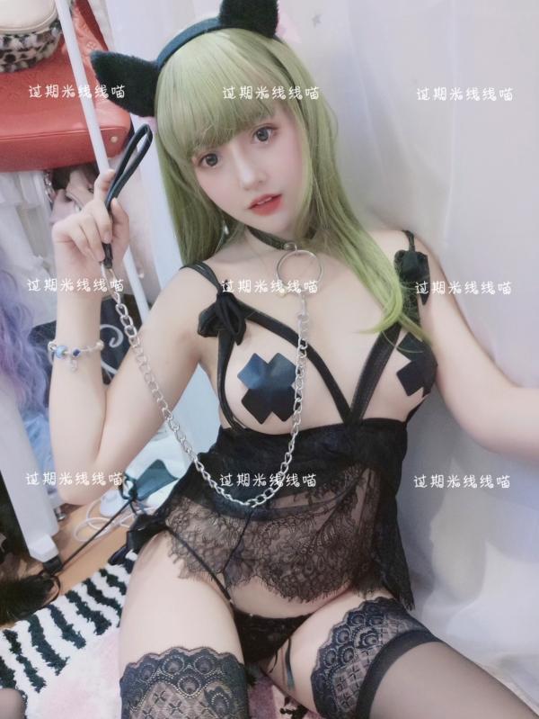 过期米线线喵   过期米线线喵-022-绿色头发猫娘COS，大胆蕾丝内衣诱惑室内私房照第22张图片