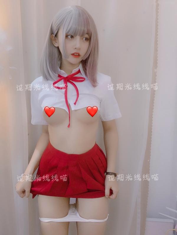过期米线线喵   过期米线线喵-红色JK私房写真，大胆尺度角色扮演，极致性感诱惑视觉盛宴第2张图片