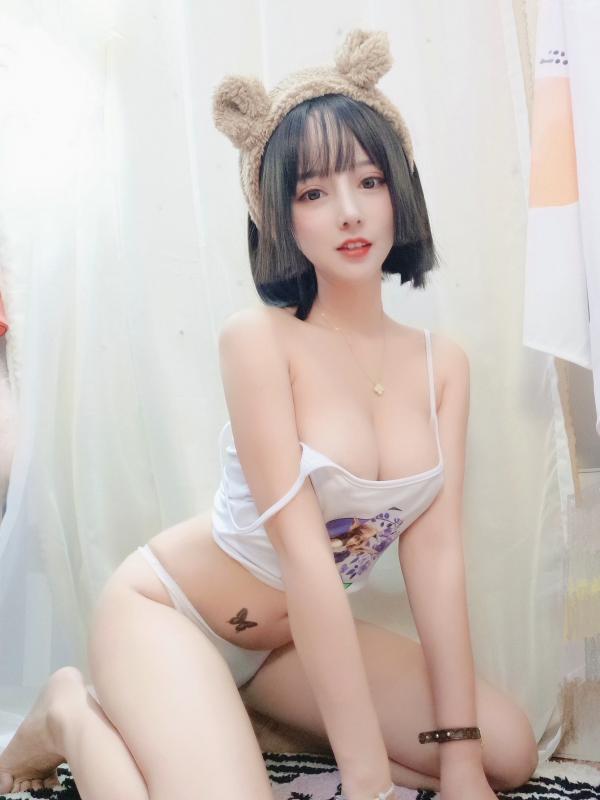 过期米线线喵   过期米线线喵超火私房大尺度写真，性感内衣与黑丝诱惑视觉盛宴第55张图片