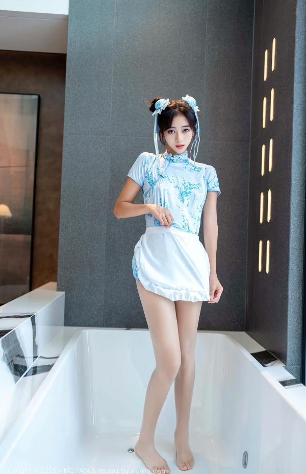 时安安Camellia 时安安  [XINGYAN]星颜社 2025.10.22 Vol.414 时安安：旗袍女仆装扮，白嫩丝袜诱惑，绝美曲线写真第15张图片