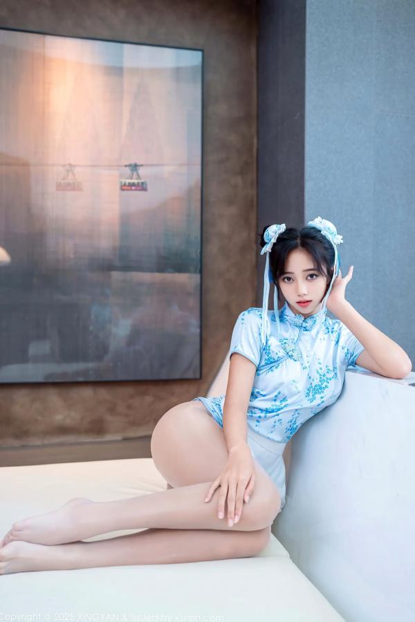 时安安Camellia 时安安  [XINGYAN]星颜社 2025.10.22 Vol.414 时安安：旗袍女仆装扮，白嫩丝袜诱惑，绝美曲线写真第23张图片