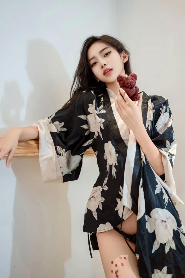 时安安Camellia 时安安  时安安 - 唯美花卉和服私房写真，极致诱惑与室内魅影 [90P]第77张图片