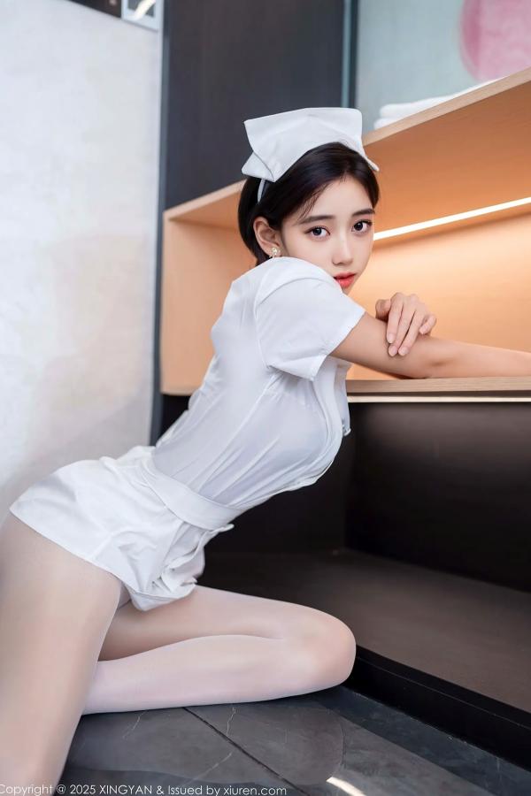 时安安Camellia 时安安  [XINGYAN]星颜社 2025.07.17 Vol.371 时安安：极致护士制服诱惑，透亮白丝私房写真，性感与清纯的完美演绎 [76P]第25张图片
