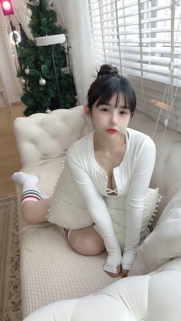 桜井宁宁 樱井宁宁  桜井宁宁-042-居家少女，纯白内衣私房照，性感曲线诱惑写真第42张图片