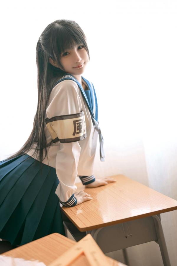 桜井宁宁 樱井宁宁  桜井宁宁-048-风纪委员：校园制服诱惑与黑丝角色扮演，演绎禁忌美学的极致性感写真第28张图片