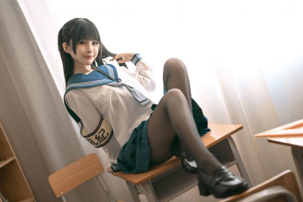 桜井宁宁 樱井宁宁  桜井宁宁-048-风纪委员：校园制服诱惑与黑丝角色扮演，演绎禁忌美学的极致性感写真第29张图片