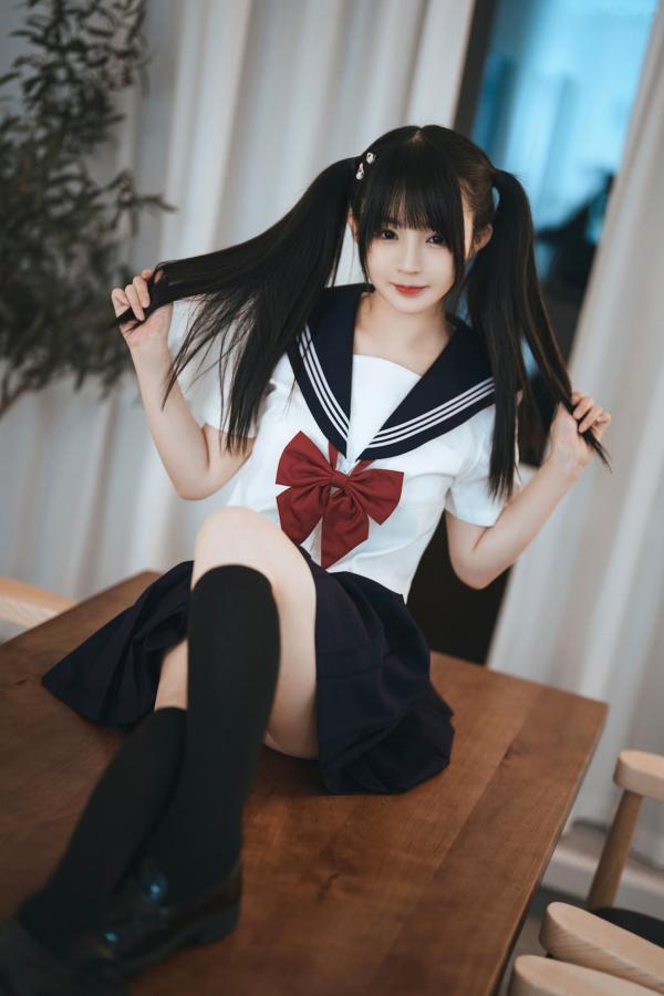 桜井宁宁 樱井宁宁  桜井宁宁-062-双马尾JK私房系列，性感白色内衣搭配黑丝，演绎极致美臀与火辣诱惑姿态，尽显纯欲女神风采第46张图片