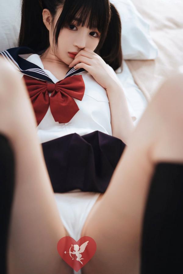桜井宁宁 樱井宁宁  桜井宁宁-062-双马尾JK私房系列，性感白色内衣搭配黑丝，演绎极致美臀与火辣诱惑姿态，尽显纯欲女神风采第64张图片