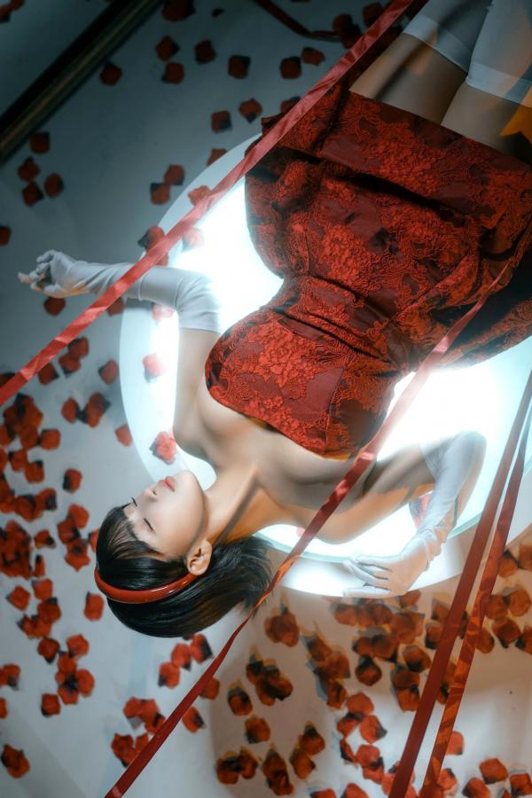 桜井宁宁 樱井宁宁  桜井宁宁-未麻：镜面红丝带艺术写真，极致诱惑的前卫视觉大片第3张图片