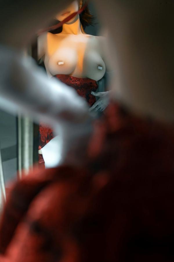 桜井宁宁 樱井宁宁  桜井宁宁-未麻：镜面红丝带艺术写真，极致诱惑的前卫视觉大片第27张图片