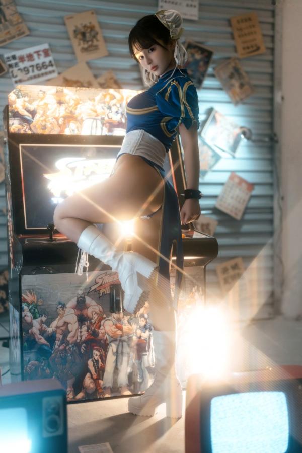 桜井宁宁 樱井宁宁  桜井宁宁-电玩春丽Cosplay，极品女神还原经典，极致身材尽显诱惑魅力第7张图片