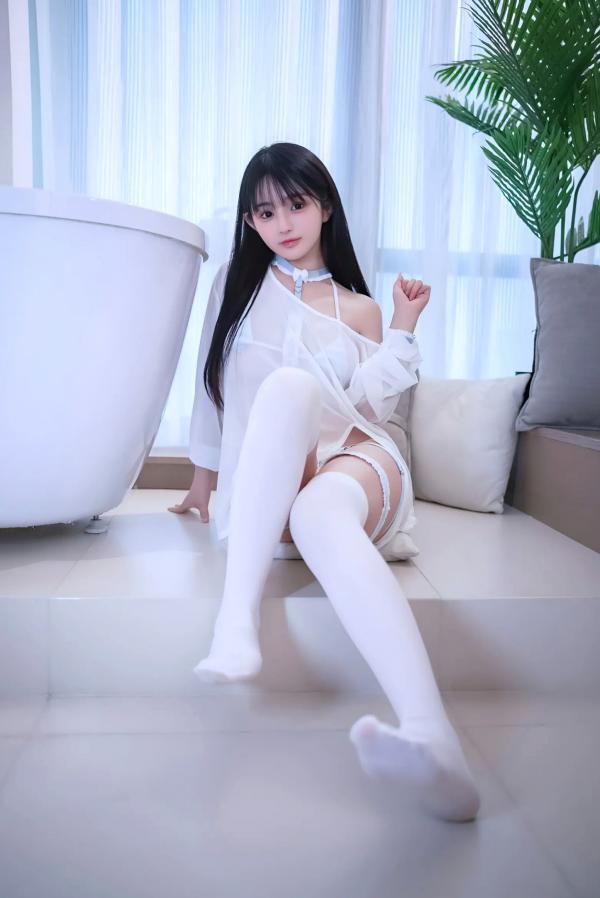 桜井宁宁 樱井宁宁  桜井宁宁 - 软萌与诱惑的极致碰撞，清纯童颜下的极致美肌，精致私房内衣写真系列第1张图片