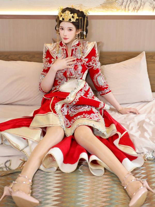 李霜 梨霜儿  梨霜儿 - 绝美古风秀禾服私房写真，极致东方古典魅力与性感魅惑的碰撞 [113P]第58张图片