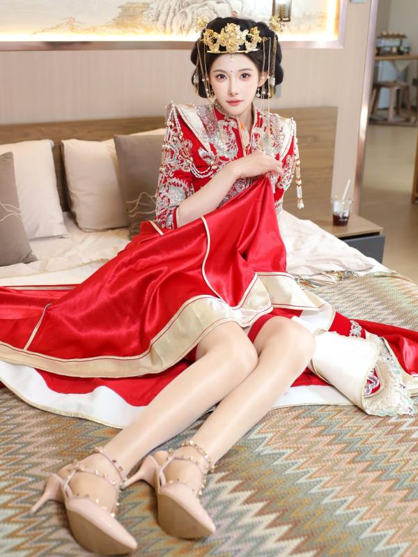 李霜 梨霜儿  梨霜儿 - 绝美古风秀禾服私房写真，极致东方古典魅力与性感魅惑的碰撞 [113P]第64张图片