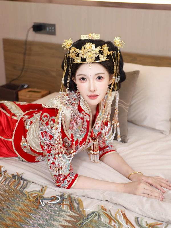 李霜 梨霜儿  梨霜儿 - 绝美古风秀禾服私房写真，极致东方古典魅力与性感魅惑的碰撞 [113P]第70张图片