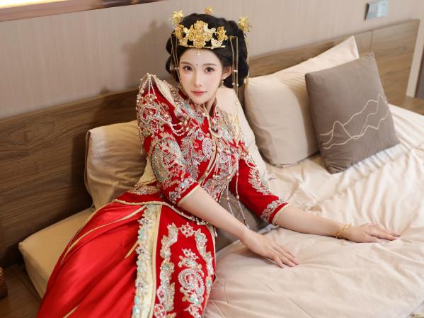 李霜 梨霜儿  梨霜儿 - 绝美古风秀禾服私房写真，极致东方古典魅力与性感魅惑的碰撞 [113P]第71张图片