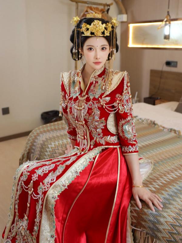 李霜 梨霜儿  梨霜儿 - 绝美古风秀禾服私房写真，极致东方古典魅力与性感魅惑的碰撞 [113P]第77张图片