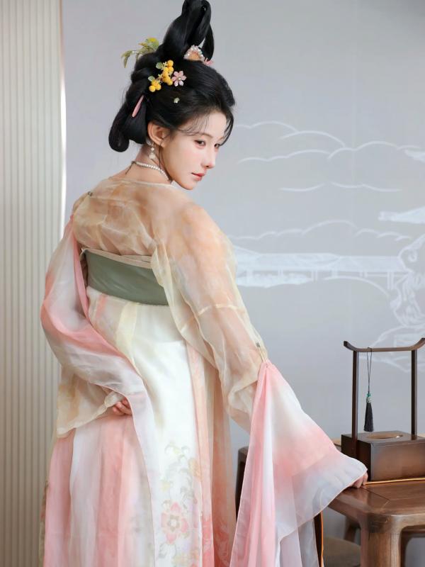 李霜 梨霜儿  梨霜儿 - 梦回大唐演绎古典佳人，复古汉服尽显东方美，绝美唐风摄影大赏第75张图片